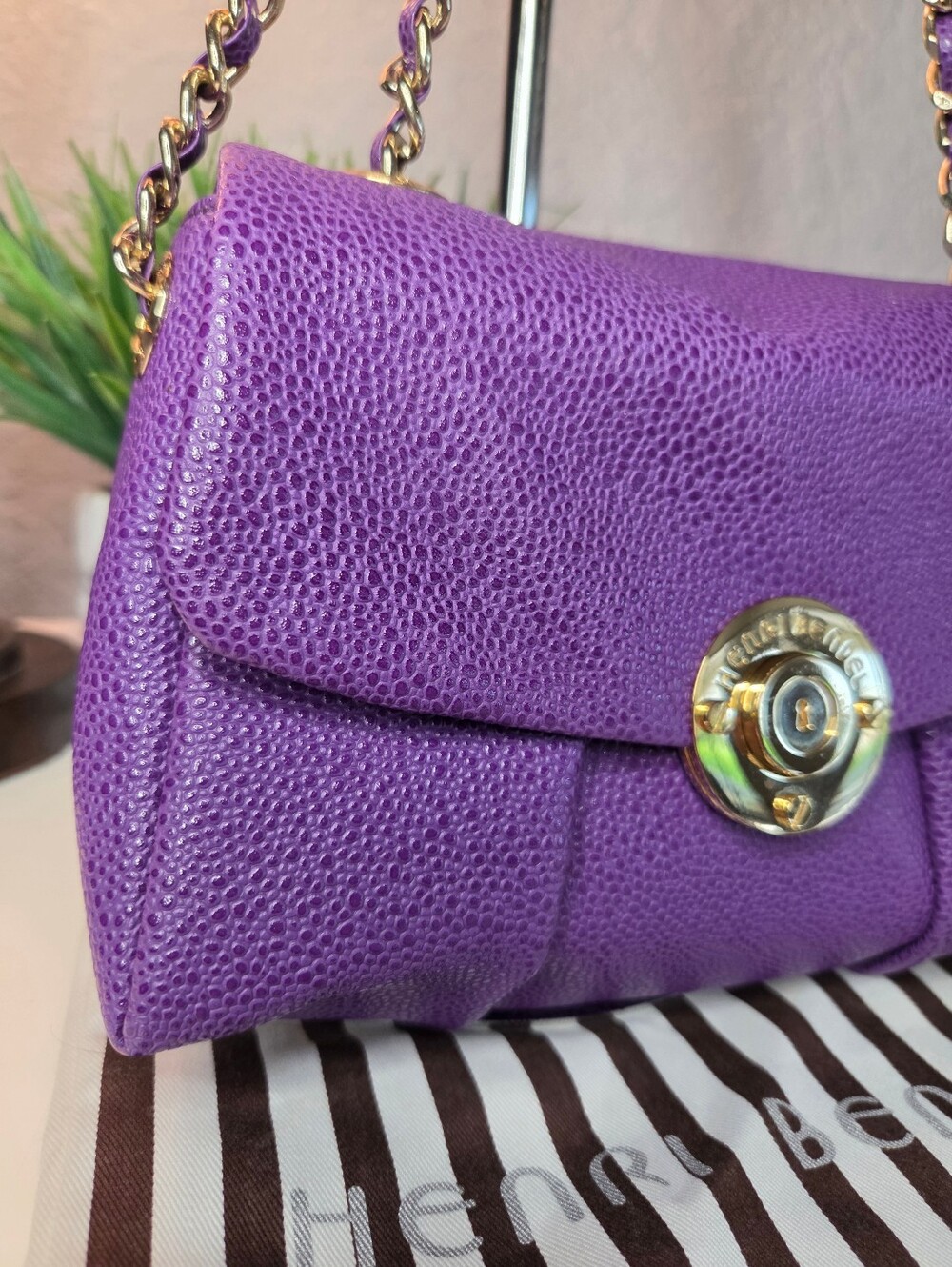 Henri Bendel Milliner Purple Pebbled Leather Chain Crossbody Shoulder Bag - Picture 3 of 16